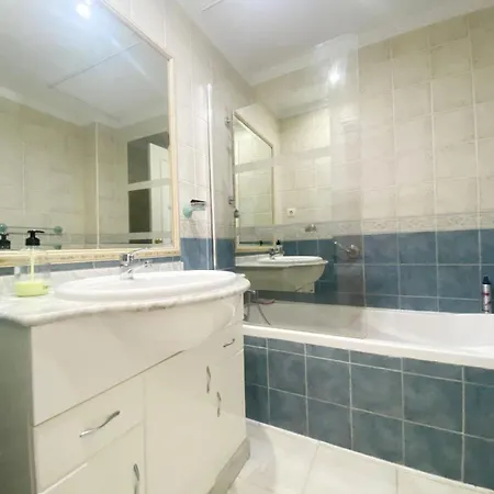 2 Bedroom With Spacious Terrace Pueblo Evita *
