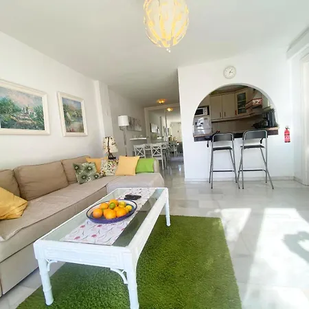 2 Bedroom With Spacious Terrace Pueblo Evita